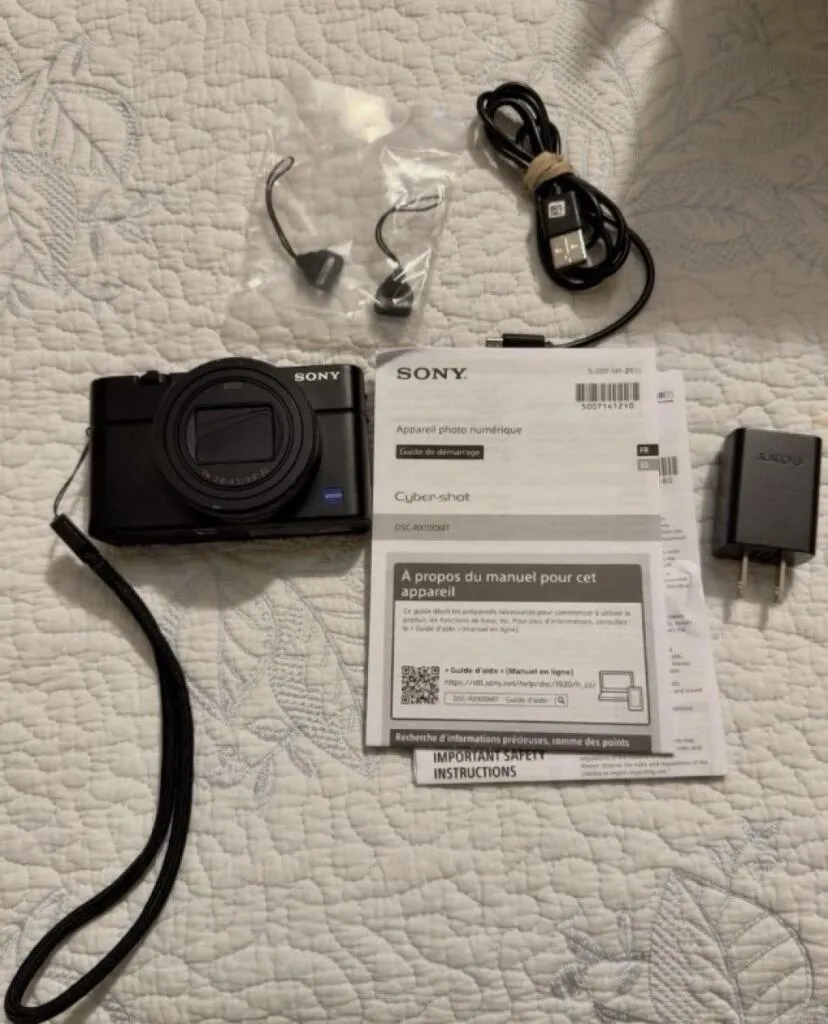 Sony RX100 VII Digital Camera