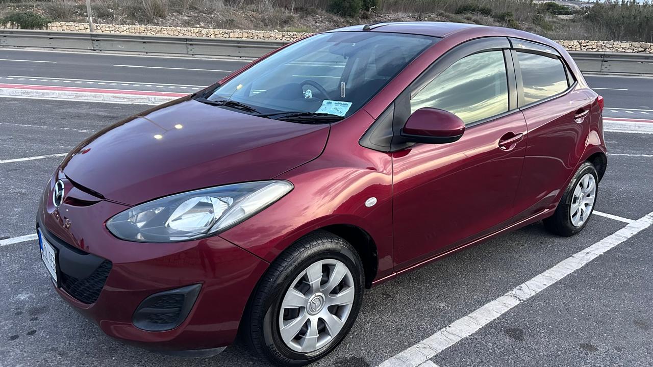 Mazda Demio - 2014, Automatic, 62000 Kms, Petrol