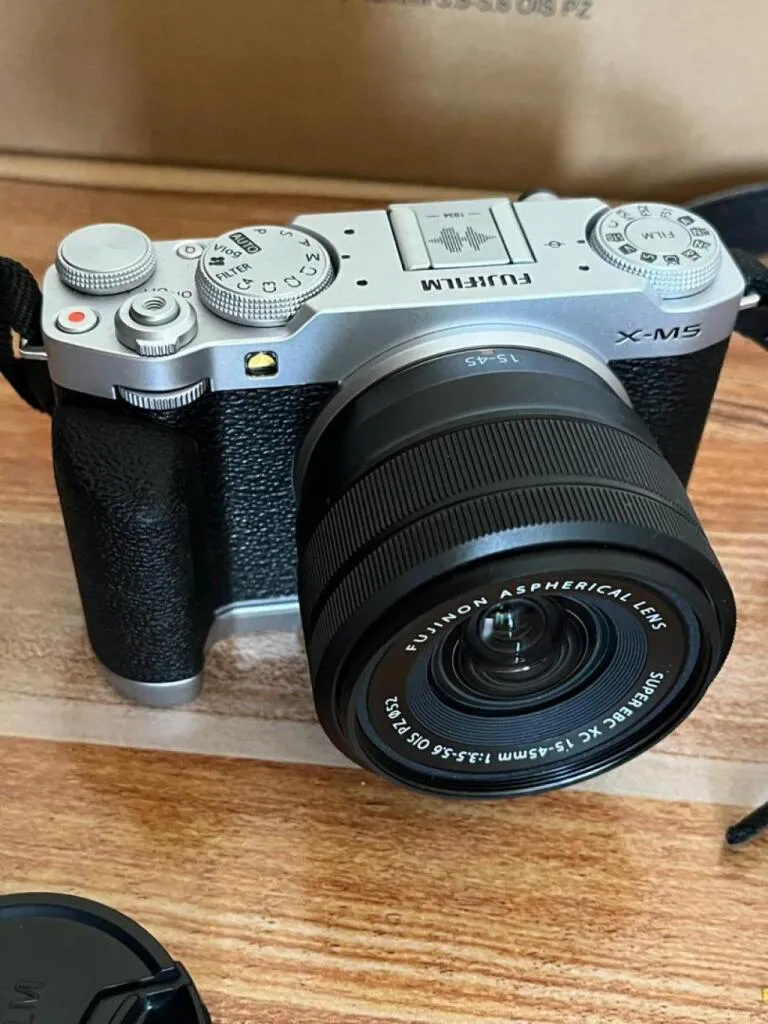 Fujifilm X M5 camera