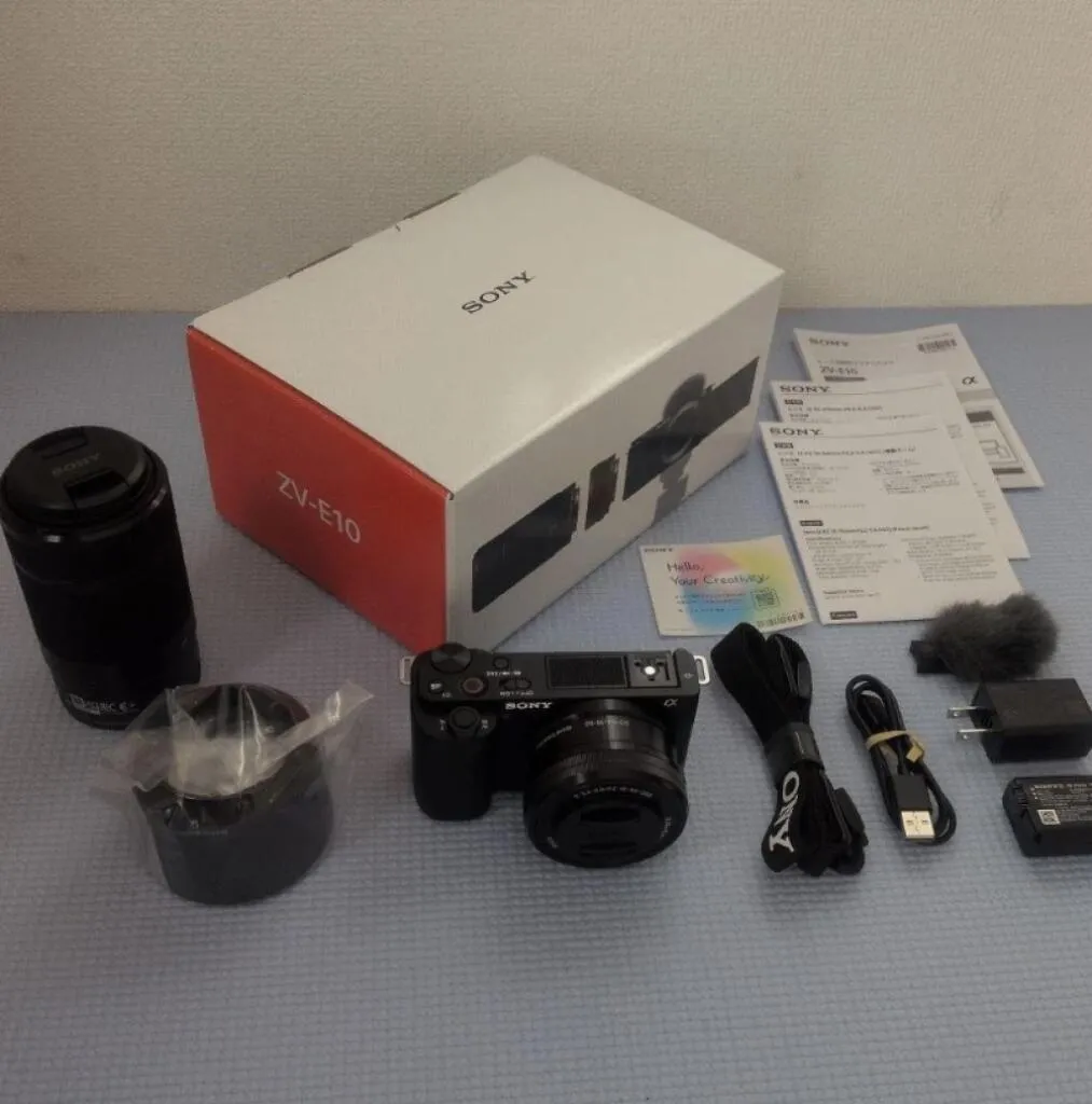 sony ZV-E10 mirrorless camera