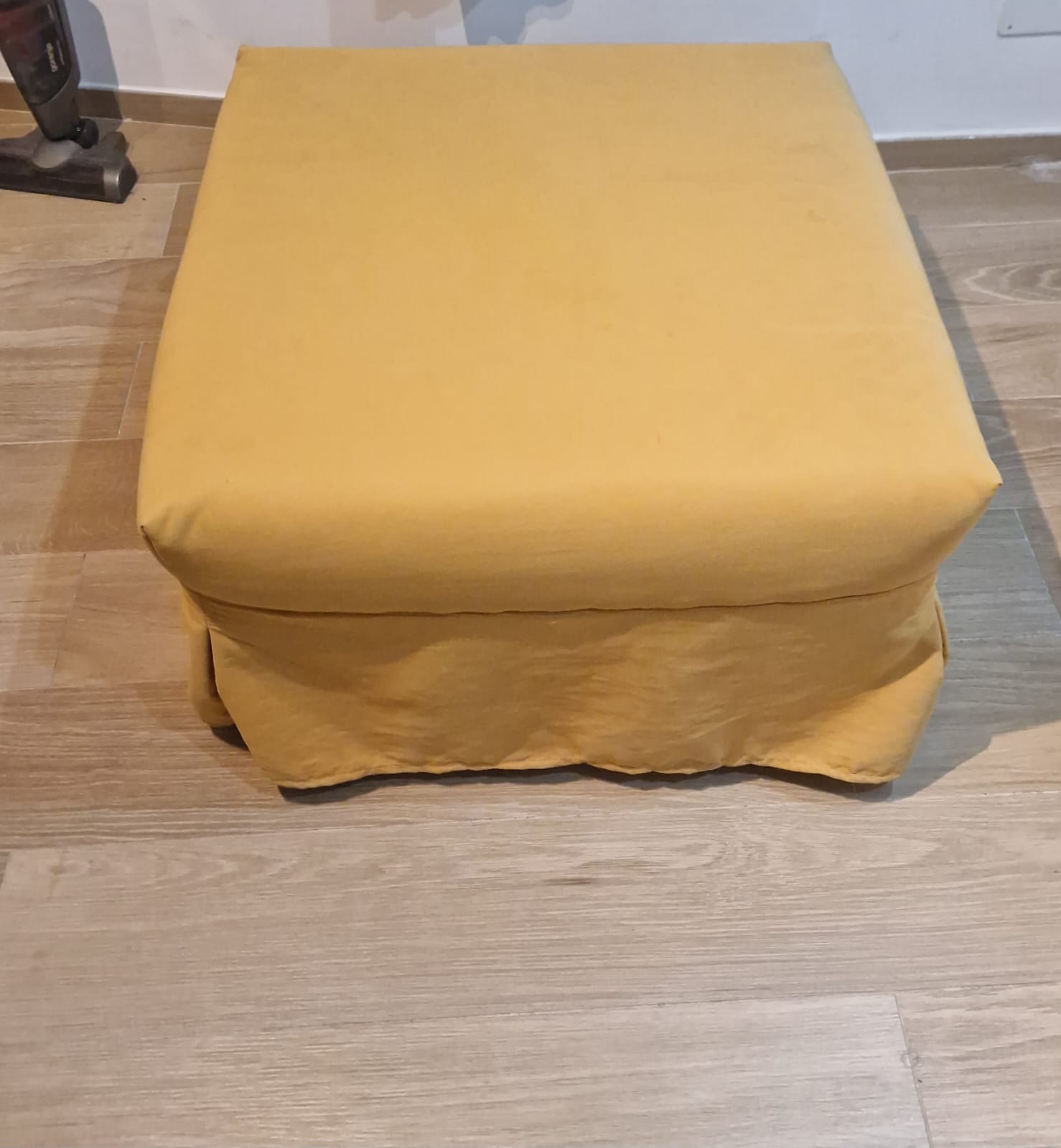 Pouf convertible in bed